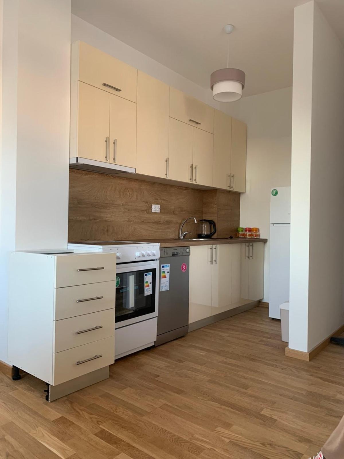 Wow Apartman Becici المظهر الخارجي الصورة